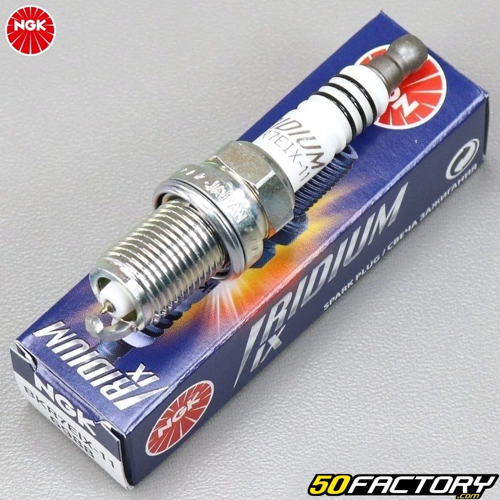 Свічка запалювання BKR7EIX-11